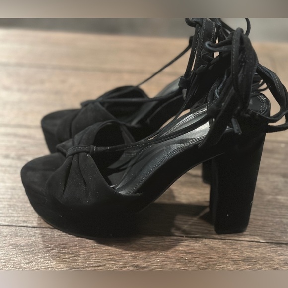 Gianni Bini Women's leather Platform strappy heels, sz 8.5, GUC‎ - Picture 1 of 6
